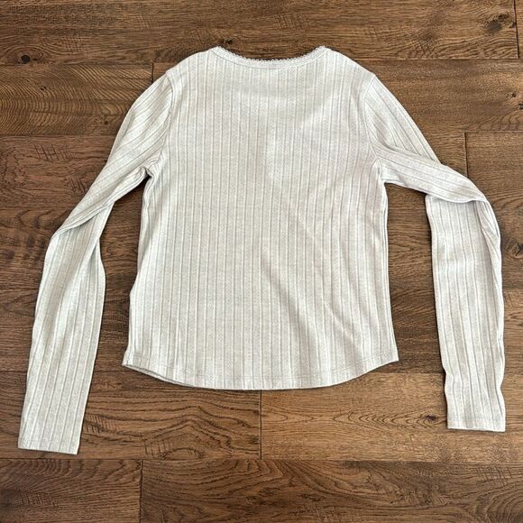 Abercrombie Kids. Gray button henley. Sz 15/16 - Picture 3 of 3